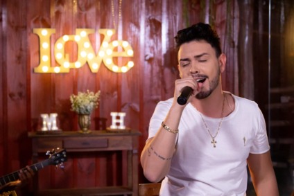 Max Henrique lança clipe da música “Judia Não” - Foto: Divulgação/a