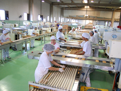 A empresa Mabel é um das que mais gera emprego em Três Lagoas. Atualmente a empresa conta com mais de 500 funcionários -