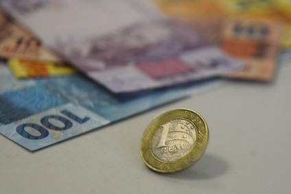 Indicador sobre a situação econômica subiu 1,2 ponto, e aquele que mede a percepção em relação às finanças familiares aumentou 1,5 ponto - Marcello Casal Jr./Agência Brasil
