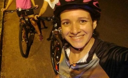 Regianni Araújo foi morta a tiros pelo marido, policial militar ambiental, Lúcio Roberto Queiroz - Reprodução Facebook