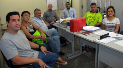 Equipe do Comitê é composta por representantes da SED, federações de modalidades coletivas, individuais, paradesportivas e representantes da Fundesporte - Divulgação/Fundoesporte Equipe do Comitê é composta por representantes da SED, federações de modalidades coletivas, individuais, paradesportivas e representantes da Fundesporte - Divulgação/Fundoesporte