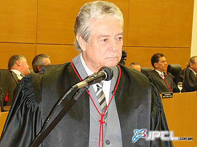 Desembargador Elpídio Helvécio Chaves Martins -