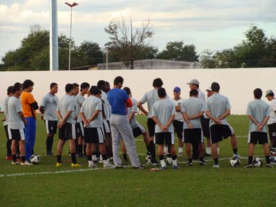 Os novos uniformes de treino do Misto também serão apresentados na segunda-feira. -