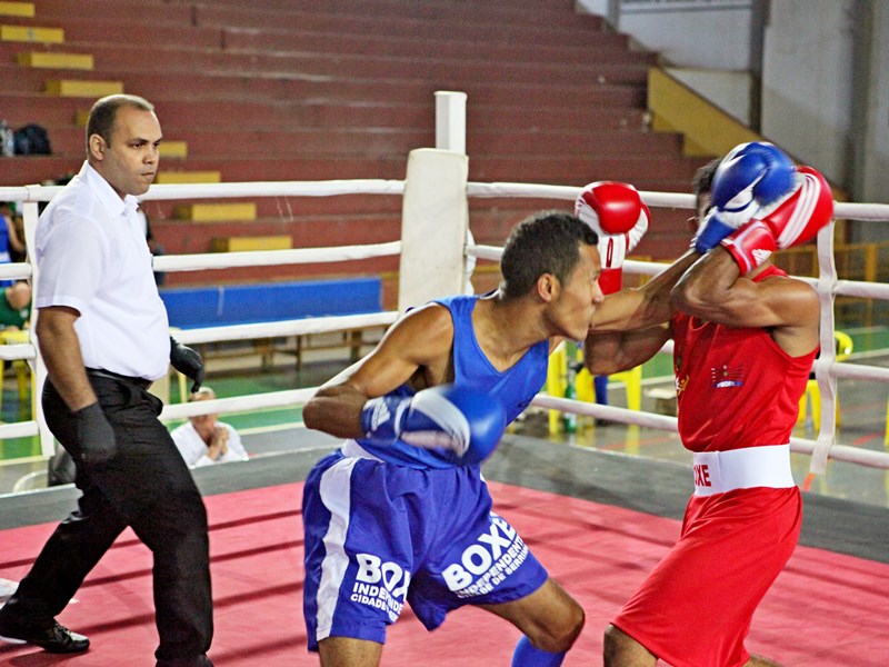 Três-lagoense Thiago Silva é um dos boxeadores que participará da etapa nacional - Elias Dias/JP