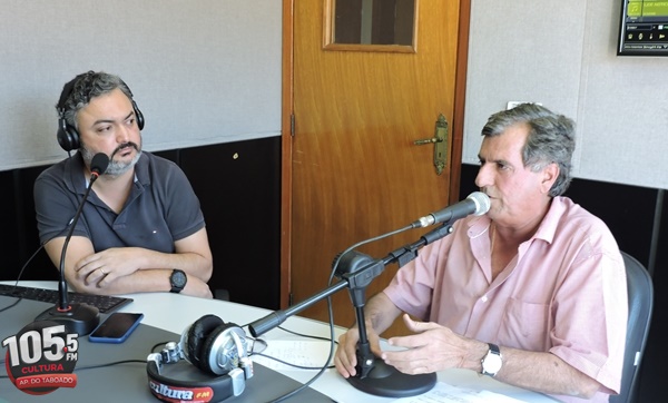 Nestor Junior (Cultura FM) e Prefeito Robinho (PSD) - Gabrielly Almeida/JPNews