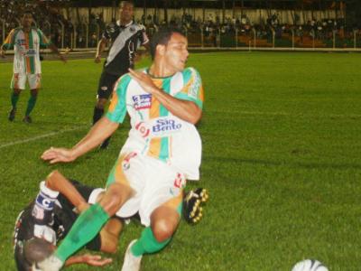 Carcará não foi páreo para o time da casa e acabou goleado -