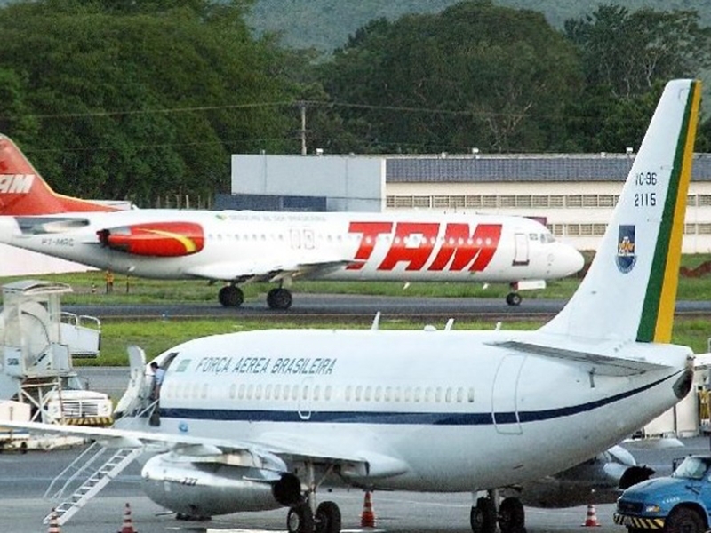 Sindicato de aeronautas defende legislação trabalhista para pilotos que leve em conta fatores humanos - Arquivo/Agência Brasil Sindicato de aeronautas defende legislação trabalhista para pilotos que leve em conta fatores humanos - Arquivo/Agência Brasil