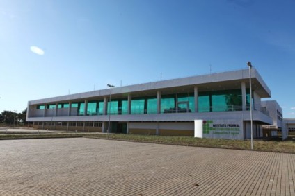 Prédio já está pronto, mas sem previsão de inauguração -