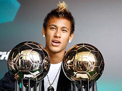 O atacante Neymar foi o grande homenageado da tarde -