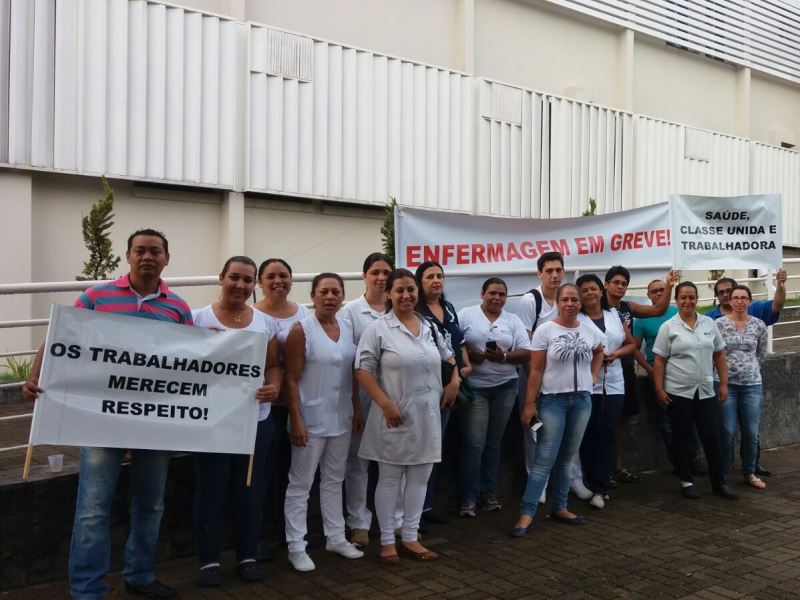 Categoria está parada em frente ao Hospital Auxiliadora, na rua Paranaíba - Divulgação/Assessoria Imprensa Categoria está parada em frente ao Hospital Auxiliadora, na rua Paranaíba - Divulgação/Assessoria Imprensa
