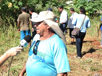 O tratorista Altamiro Martins de Souza que trabalhava próximo do local encontrou o corpo -