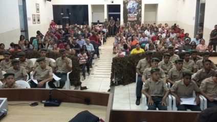 Programa atende crianças em situação de vulnerabilidade social - Divulgação