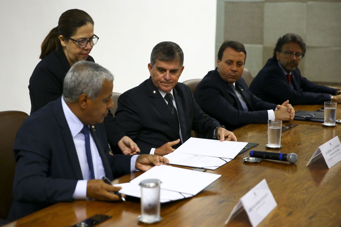 Projeto-piloto inclui cinco cidades das cinco regiões do país, escolhidas em função dos altos índices de crimes violentos - Wladimir/ Agência Brasil