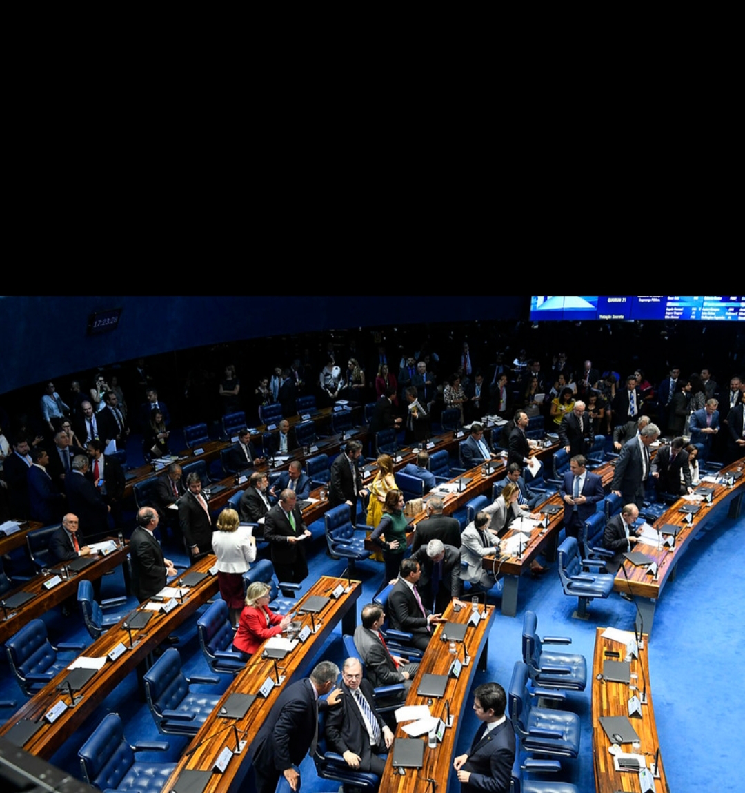 PEC paralela inclui estados e municípios na reforma - Agência Senado