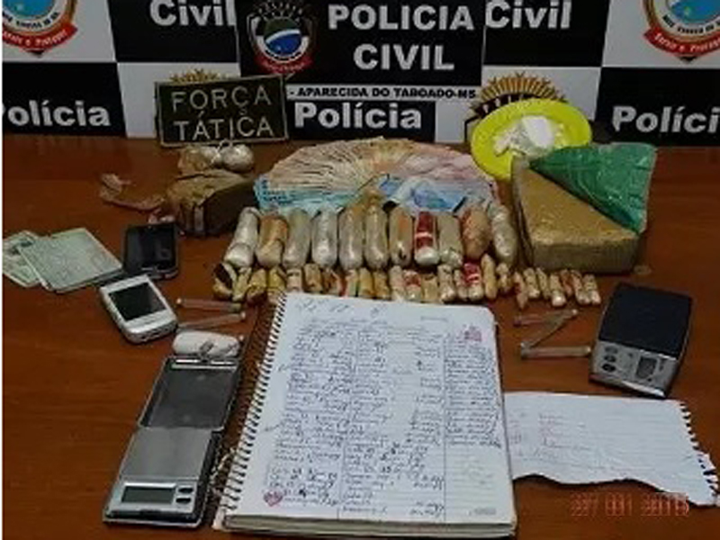 Polícia apreendeu mais de dois quilos de droga - Divulgação/PM