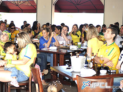 Mudanças de hábito na alimentação é comum durante a Copa do Mundo, mais voltado para churrasco e pizza -