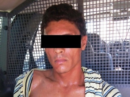 O suspeito foi detido pela vítima após praticar o furto - Celso Daniel/JPNews