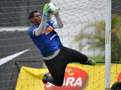 Aranha em treino pelo Santos -