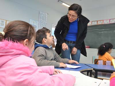A professora Marica Cícera aplica o projeto ?A Semente Maravilhosa? para crianças de seis anos -