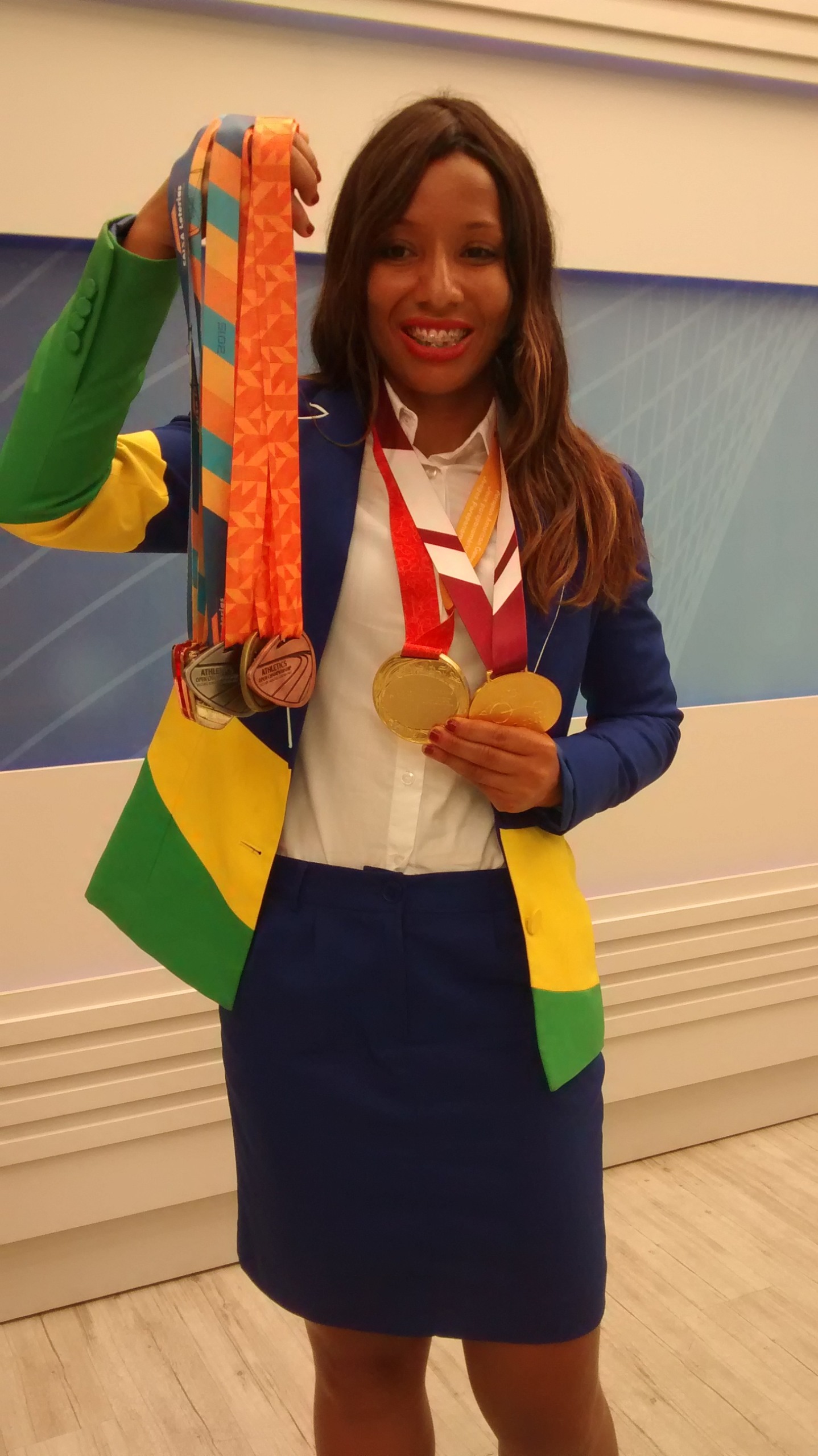 Três-lagoense Silvânia Costa de Oliveira concorre ao prêmio de melhor atleta feminina - Divulgação