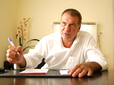 "Primeiro o exame é encaminhado à Campo Grande e depois segue para São Paulo?, disse o Dr. Michel -