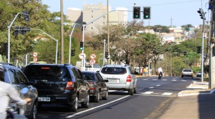 Proprietários de veículos com placa final 7 e 8 devem pagar licenciamento até o dia 31 de agosto - Divulgação/Detran