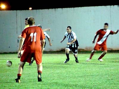 Seis clubes disputam a competição em turno único -