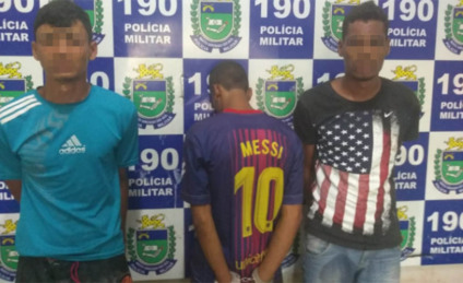 Menor que já tem extensa ficha criminal, terminou apreendido após ele e envolvidos hostilizarem policiais - Divulgação Menor que já tem extensa ficha criminal, terminou apreendido após ele e envolvidos hostilizarem policiais - Divulgação