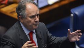 Senador Cristovam Buarque defende a melhoria na área da educação - Fabio Rodrigues Pozzebom/Agência Brasil