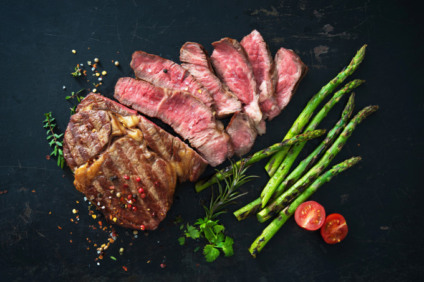 Muita carne pode ser tão ruim para a dieta quanto o excesso de carboidrato