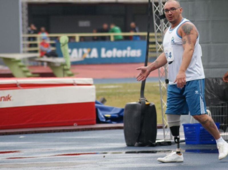 Na primeira etapa do Circuito Caixa Loterias de atletismo, em julho, Felipe Araújo conquistou medalha de prata - Divulgação