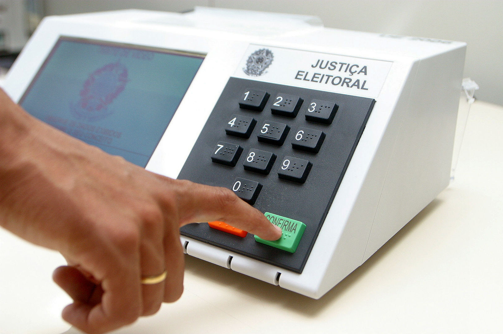 Cidade vizinha, Ladário tem 14.400 eleitores - (Foto: Reprodução)