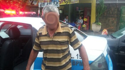 Idoso acusado de tentativa de furto foi detido pelo comerciante  - Cláudio Jr./TVC