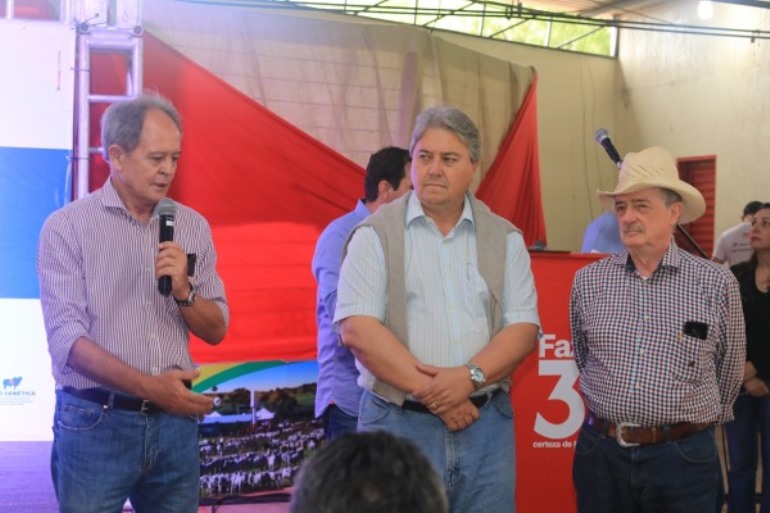 Arnaldo Borges, presidente ABCZ; Valdecir Marin, diretor técnico da ABCZ, e Rubens Catenacci, da Fazenda 3R - Divulgação/Assessoria