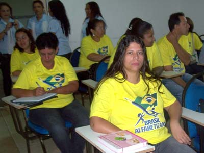 O Programa Brasil Alfabetizado é desenvolvido em Três Lagoas desde 2007, com o objetivo de erradicar o analfabetismo -