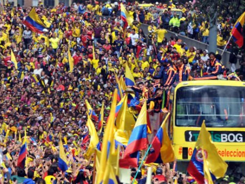 Torcedores colombianos seguiam para o Chile onde iriam acompanhar o jogo da seleção colombiana  - Internet