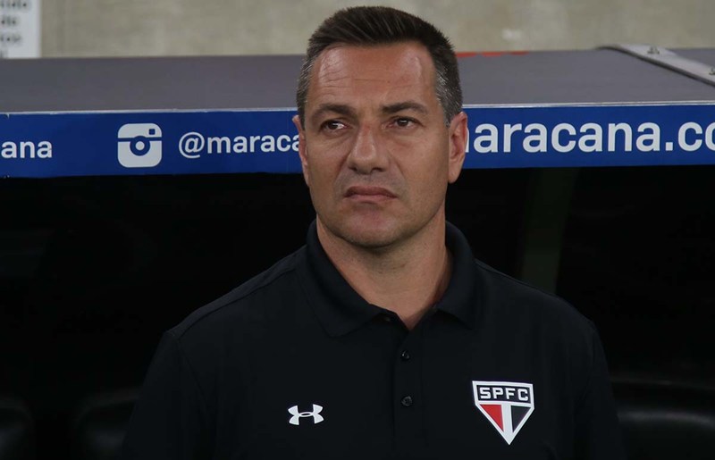 O treinador permaneceu apenas 32 dias no cargo - São Paulo FC