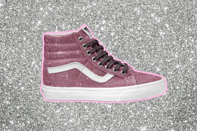 Os tênis de glitter da Vans são mágicos e finalmente chegaram ao Brasil Os tênis de glitter da Vans são mágicos e finalmente chegaram ao Brasil