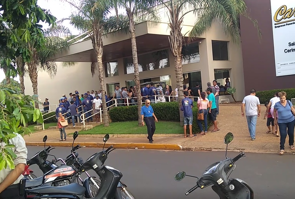 Velório foi realizado em uma empresa funerária da cidade - Alfredo Neto/JPNews