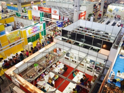 A 10ª Rio Artes Manuais foi aberta hoje no Rio - Marcelo Gigante/Divulgação