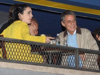 Chico Buarque e sua filha Silvia Buarque - Chico Buarque e sua filha Silvia Buarque -