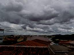 Quarta-feira chuvosa em Três Lagoas; previsão é de chuva em todo MS