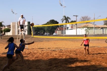 Torneio de vôlei de praia será realizado na praça do Parque Osmar Dutra