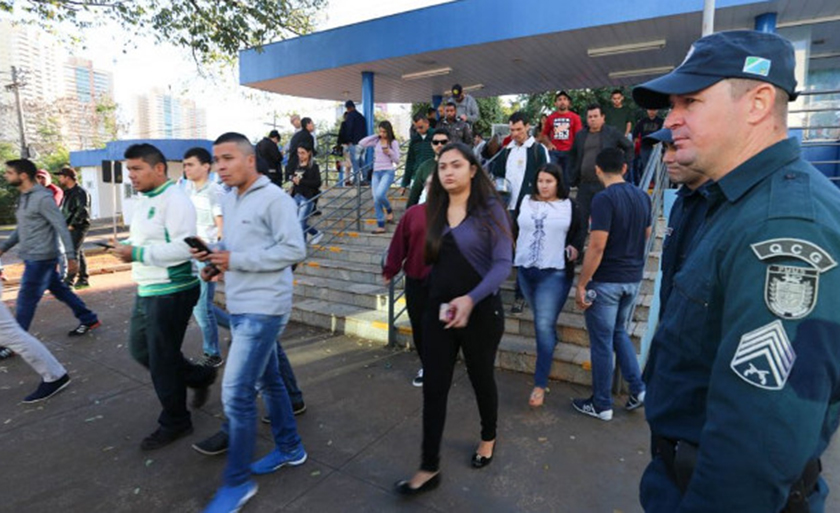 Mais de cinco mil deixaram de realizar a prova escrita no domingo (12) - David Majella/Portal MS Mais de cinco mil deixaram de realizar a prova escrita no domingo (12) - David Majella/Portal MS