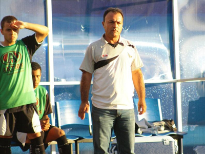 Massena acredita que a equipe do Misto sub-18 conseguirá a classificação para as semifinais -
