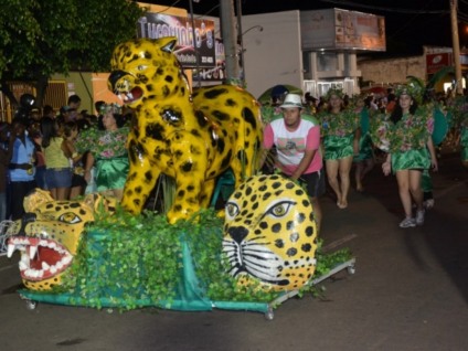 Carnaval deve ser debaixo de chuva em Três Lagoas