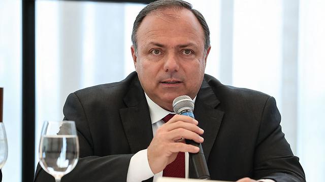 Segundo o ministro da Saúde, Eduardo Pazuello, até o final do 1º semestre do ano que vem, 100 milhões de doses do imunizante estarão disponíveis - Foto: Presidência da República