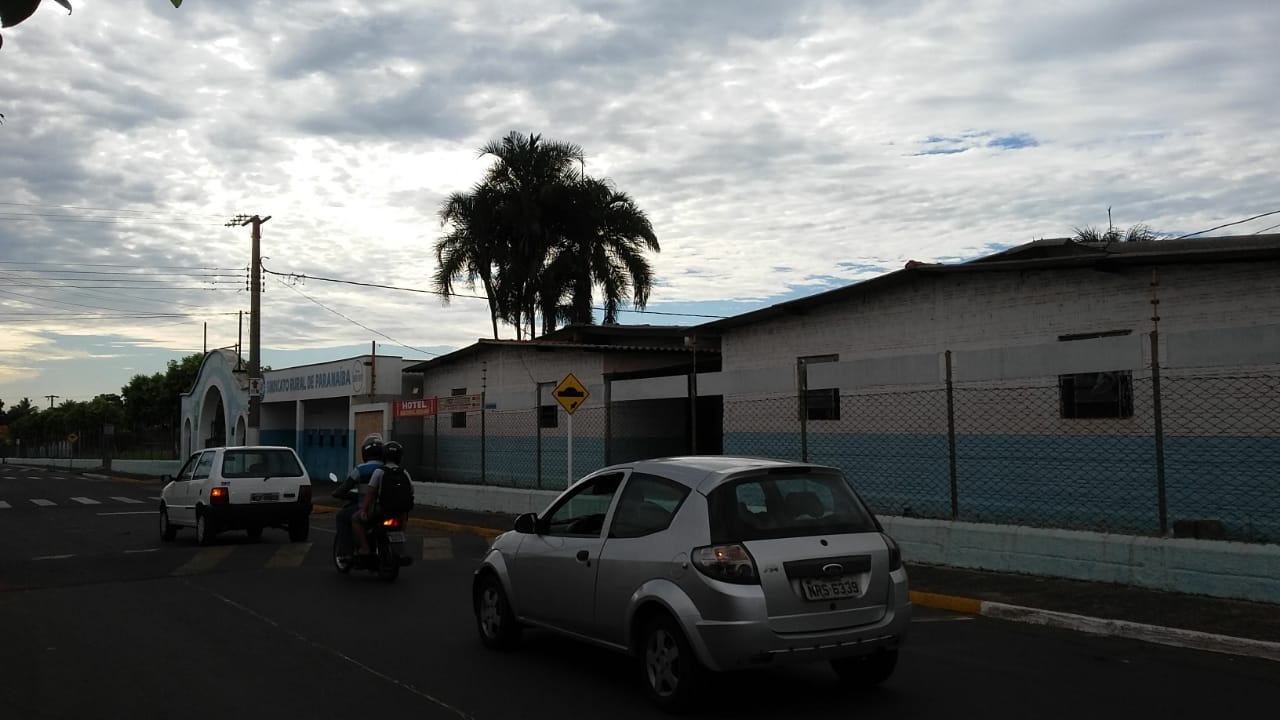 A previsão para esta terça-feira (23) é de tempo parcialmente nublado com pancadas de chuva e trovoadas - Talita Matsushita/JPNEWS