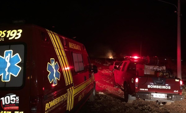 Viaturas do Corpo de Bombeiros no atendimento a ocorrência - Nestor Junior/JPNews