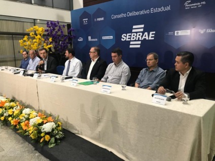 Os presidentes das entidades que representam o setor produtivo do Estado também vão acompanharam a solenidade - Israel Espíndola/CBN